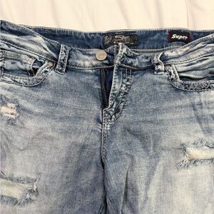 Women Blue Distressed shorts